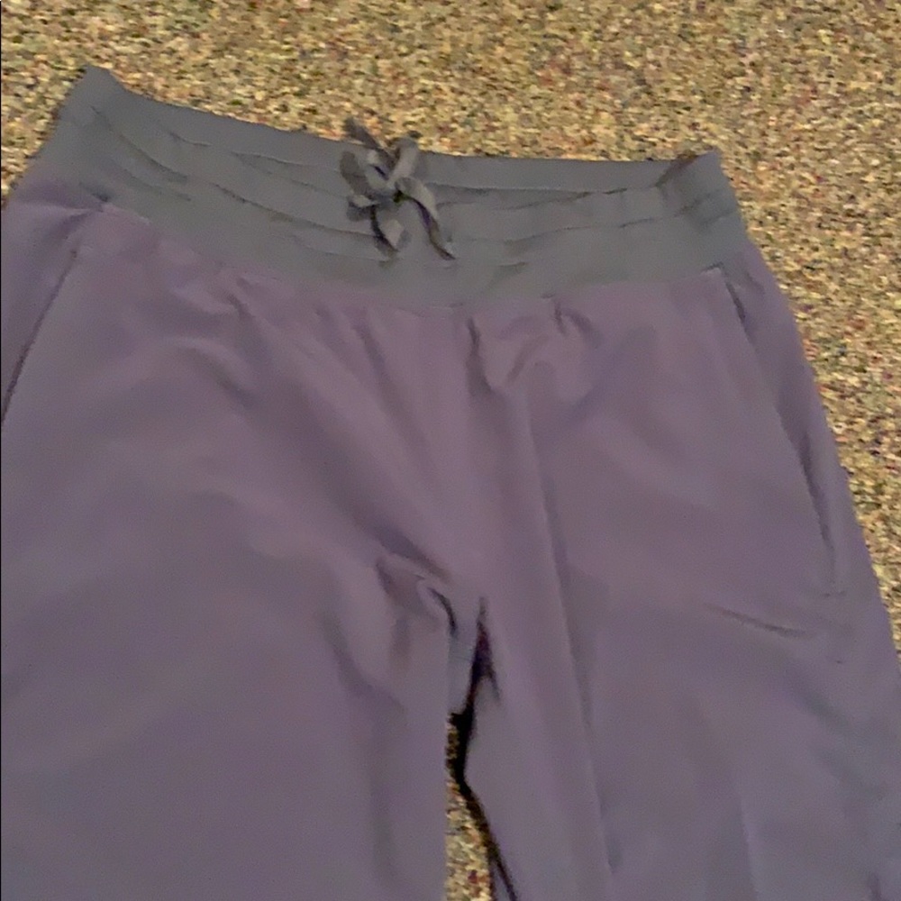 Women’s draw string Under Armour Pants